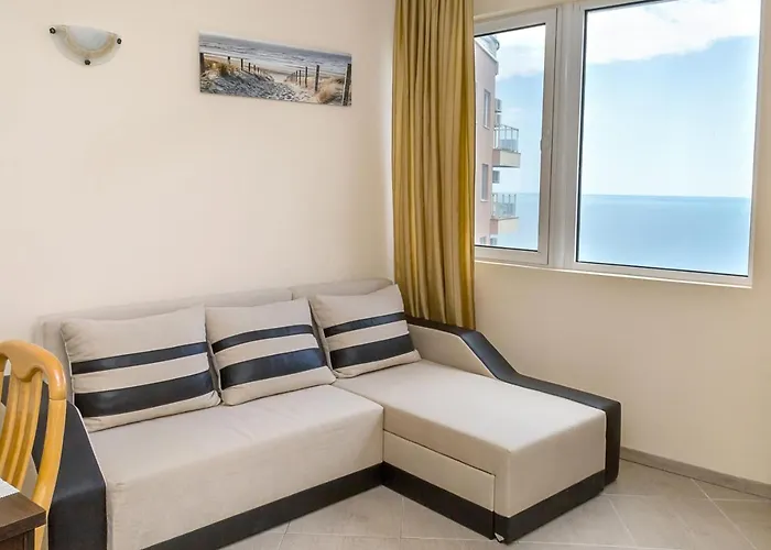 Apartment Cozy Retreat With Sea View & Balcony I Nikea Park By Flat Mаnager Varna