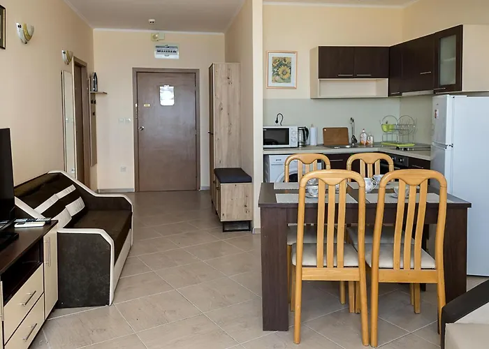 Cozy Retreat With Sea View & Balcony I Nikea Park By Flat Mаnager Apartment Varna